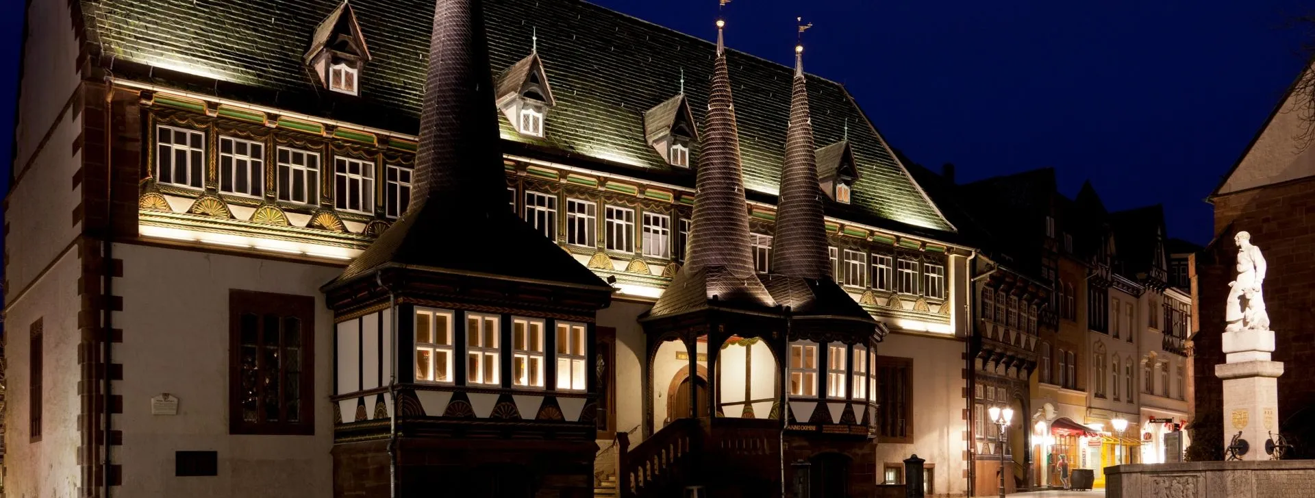 Start Altes Rathaus bei Nacht
